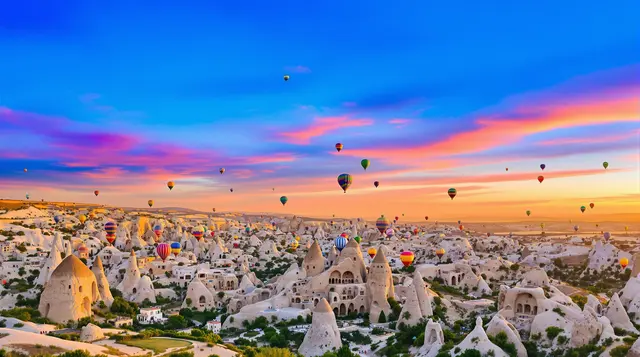 Cappadocia, Turkey – A Surreal Adventure