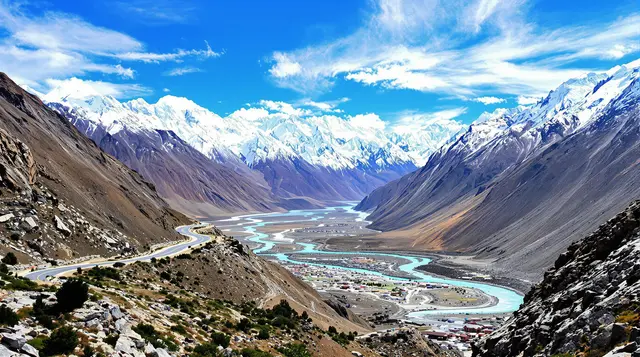 Karakoram Highway, Pakistan