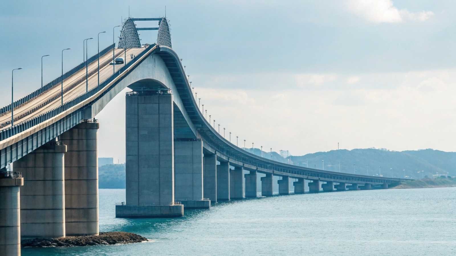 Eshima Ohashi Bridge (Japan)