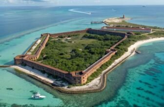 14 US Secret Islands You’ve Never Heard Of But Need to Visit On Budget