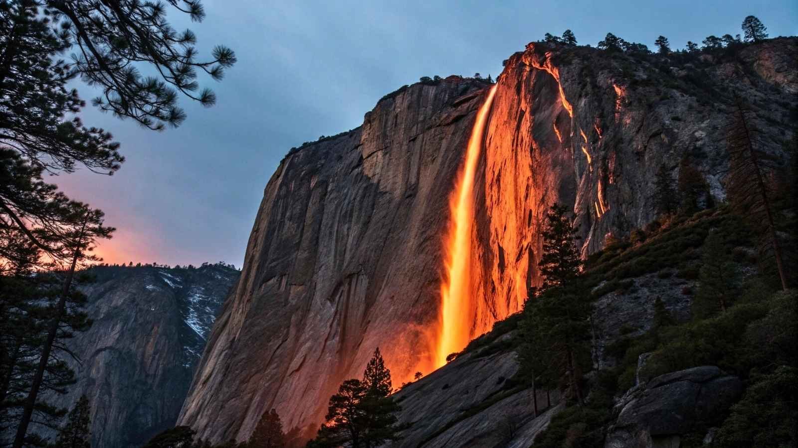 Firefall – Horsetail Fall, Yosemite, USA