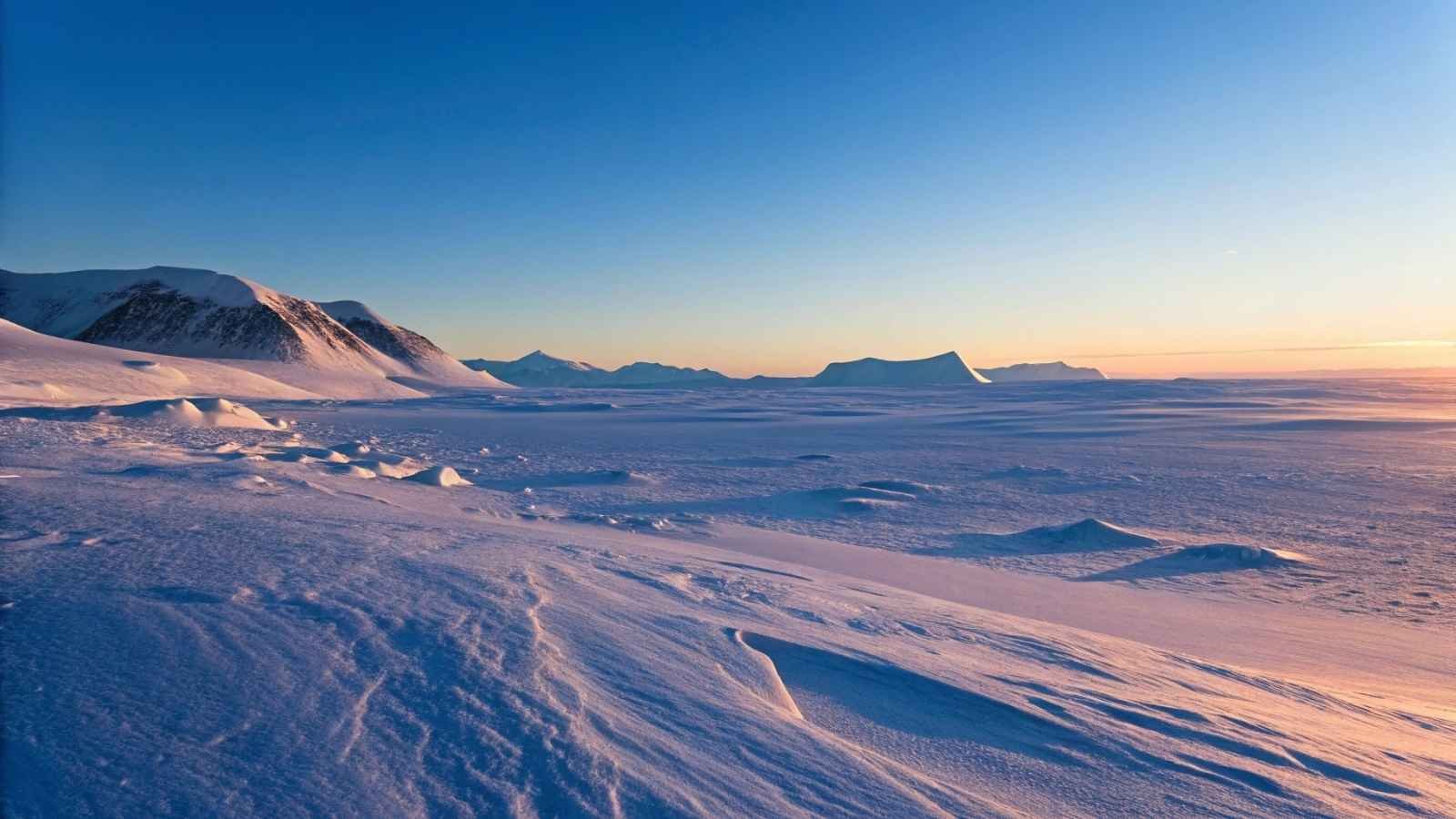 Antarctica – East Antarctic Plateau