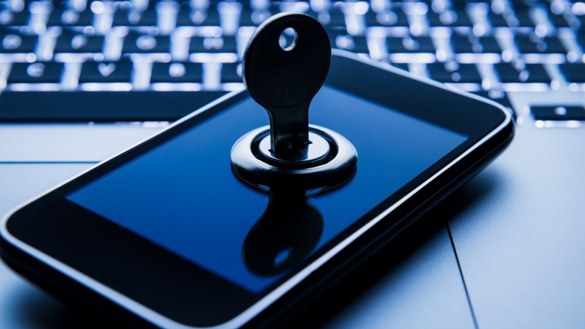 How to Stop Being an Easy Target (Starting Right Now)