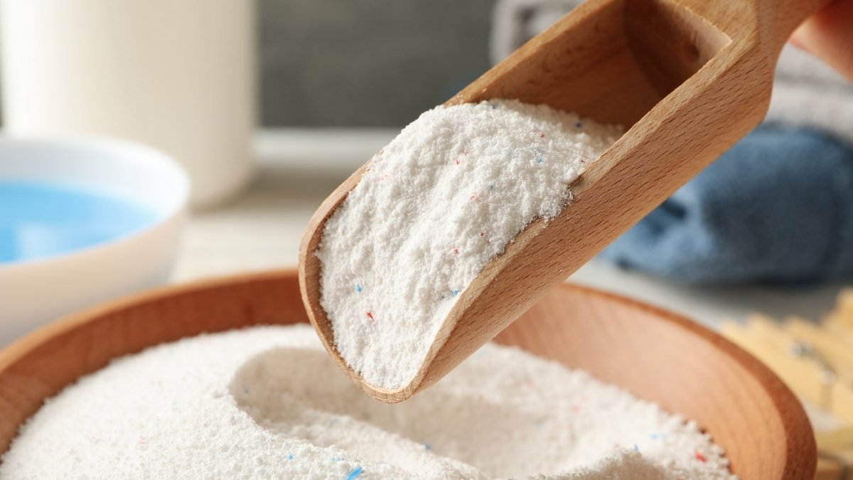 Mistake #1: The "More Soap = Cleaner Clothes" Disaster