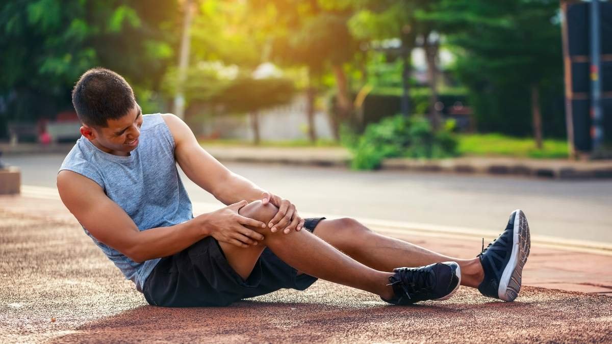 Physical Therapists Warn: This Popular Exercise Is Destroying Your Knees