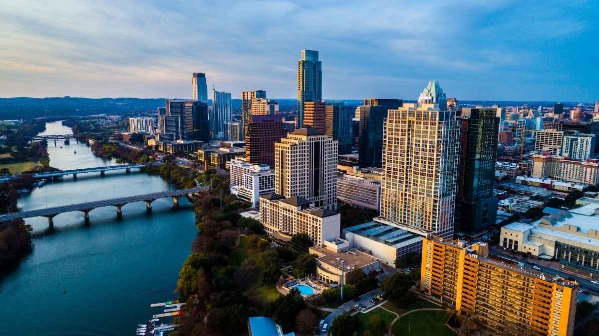 Texas: When the Whole State Gets Wobbly