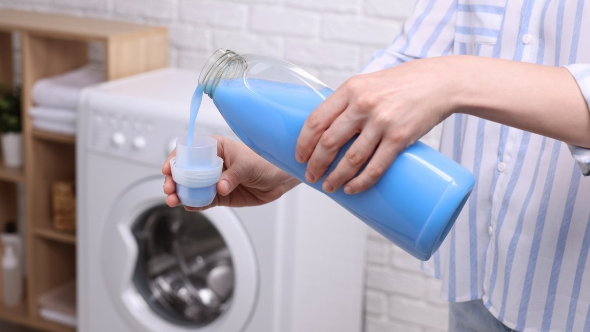 Mistake #8: The Fabric Softener Trap That's Ruining Your Workout Clothes