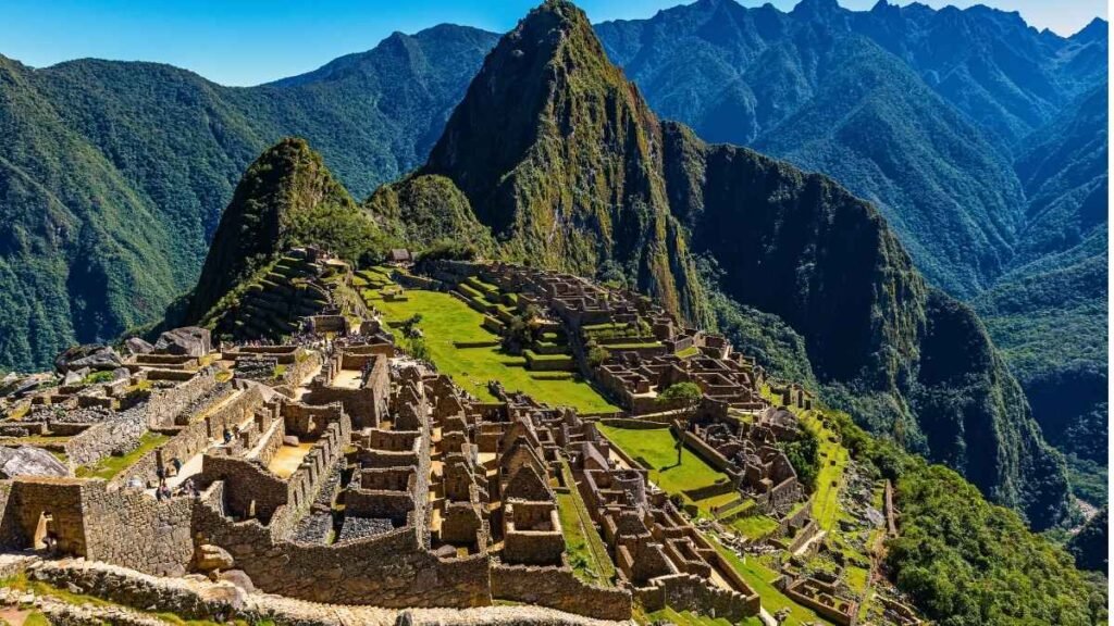 Machu Picchu & Sacred Valley, Peru