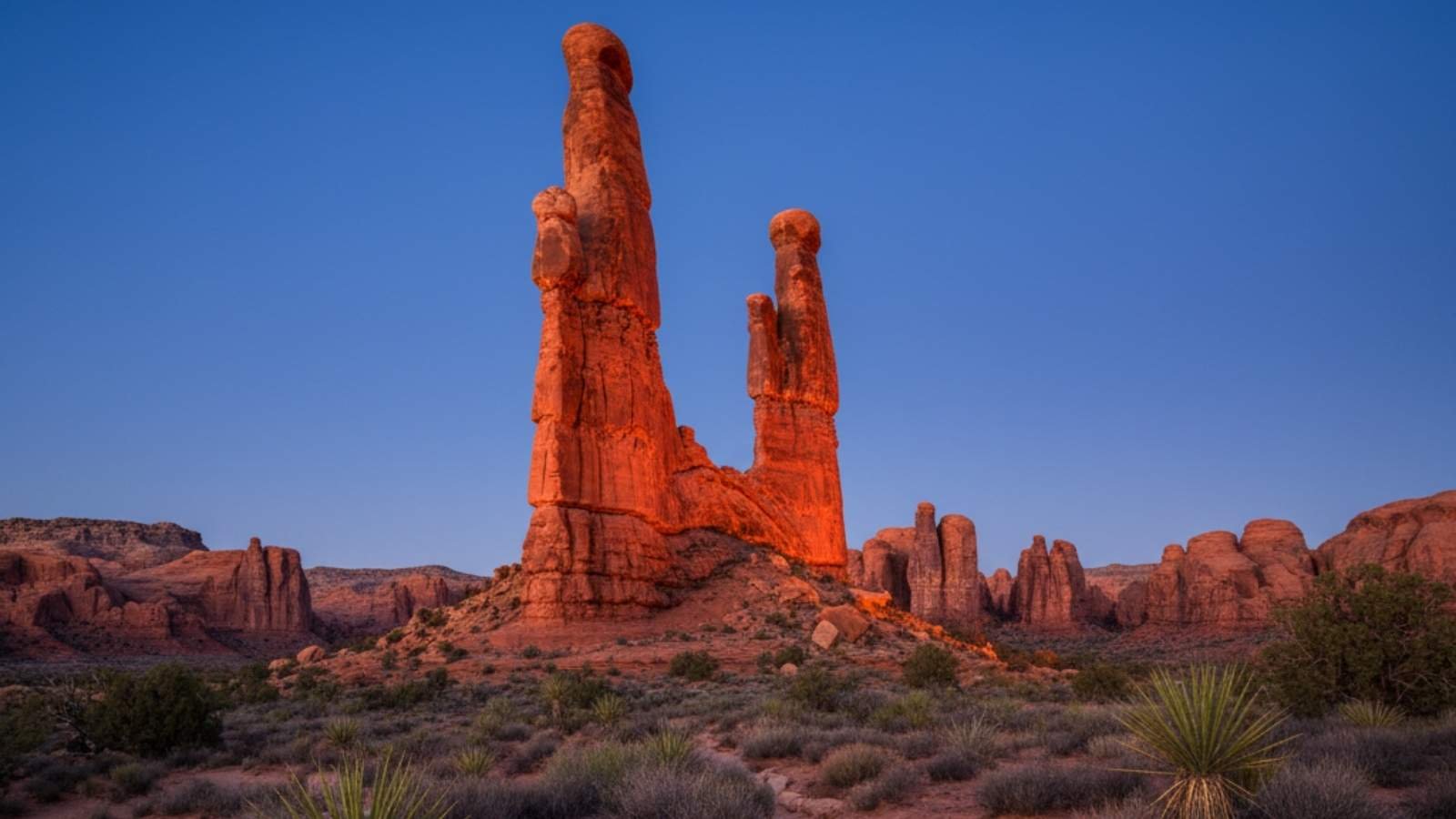 Arches National Park — Hidden Gem: Fisher Towers Recreation Area