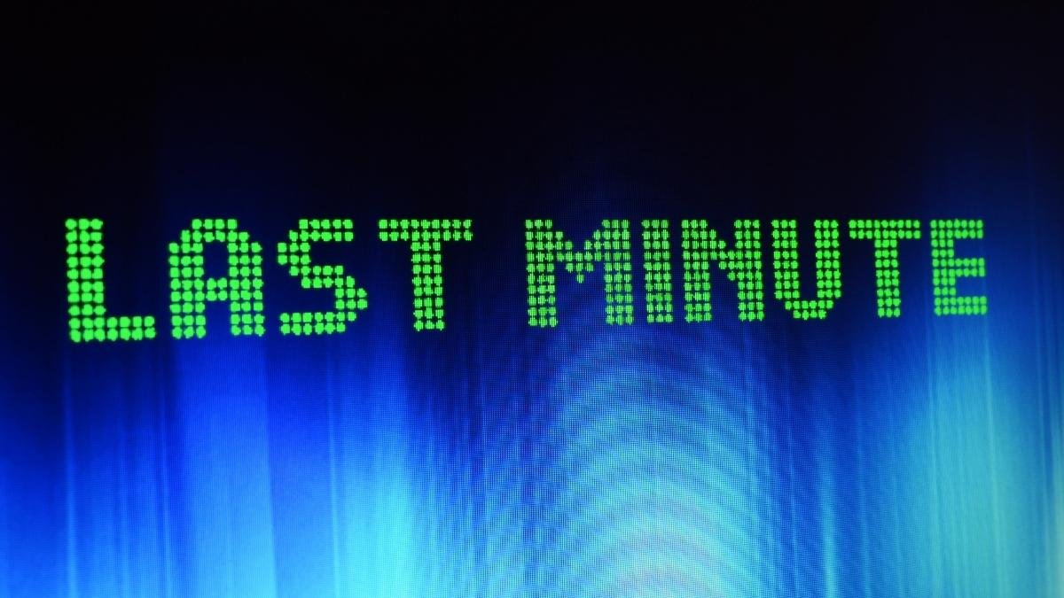 The Last-Minute Gamble: High Risk, Huge Reward
