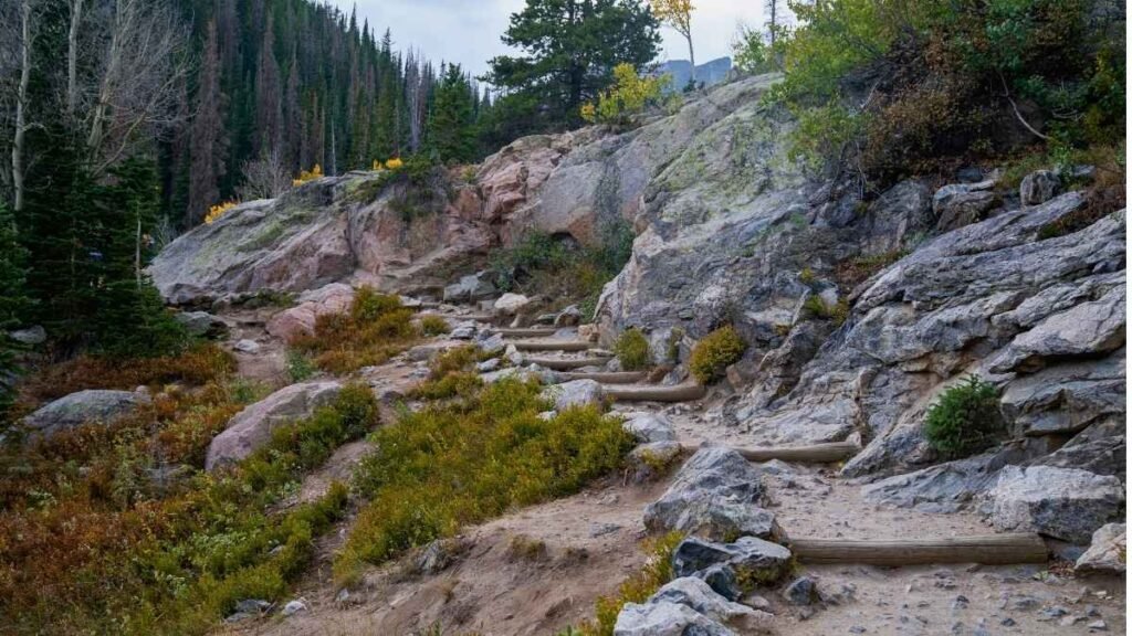 Dream & Emerald Lakes Trail — Rocky Mountain National Park