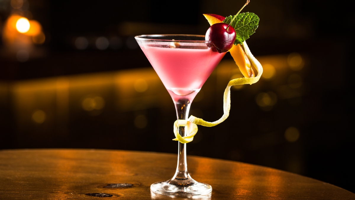Habit 2: The Anti-Zombie Cocktail (Hydration 2.0)