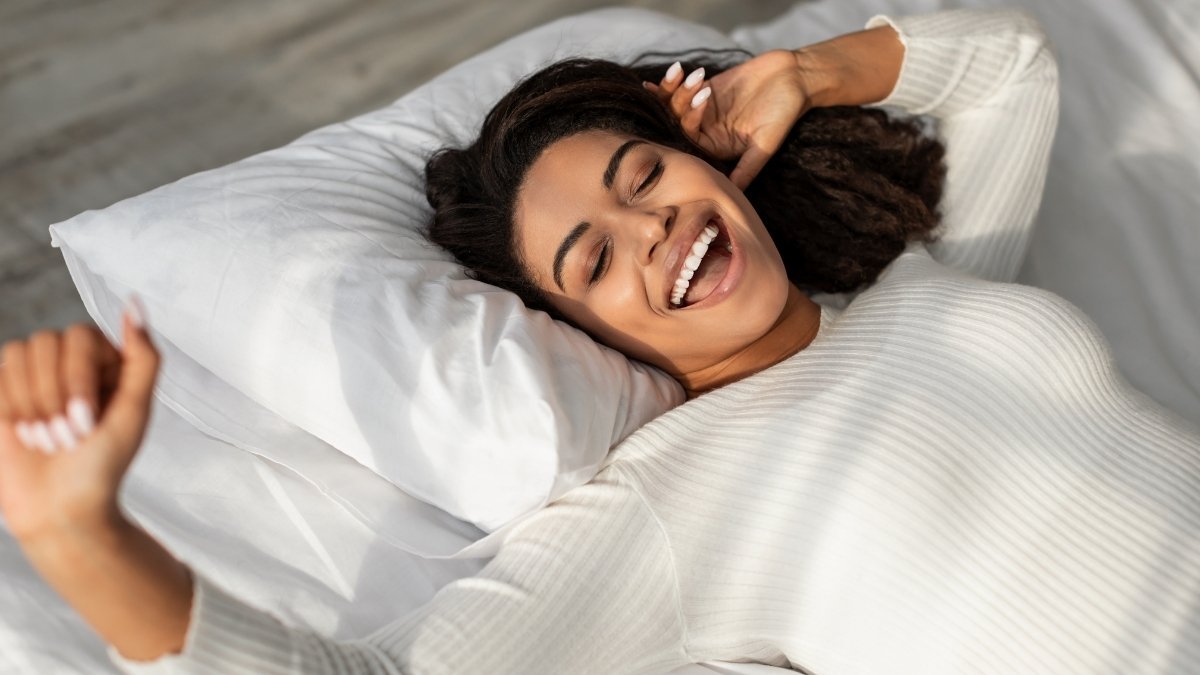 It Flips the "Sleep" Switch OFF (Bye, Melatonin)