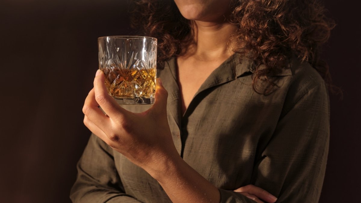 Move 9: Re-think That "Relaxing" Drink (Alcohol)