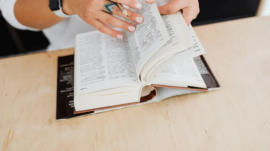 Why the Brain Ignores Cramming