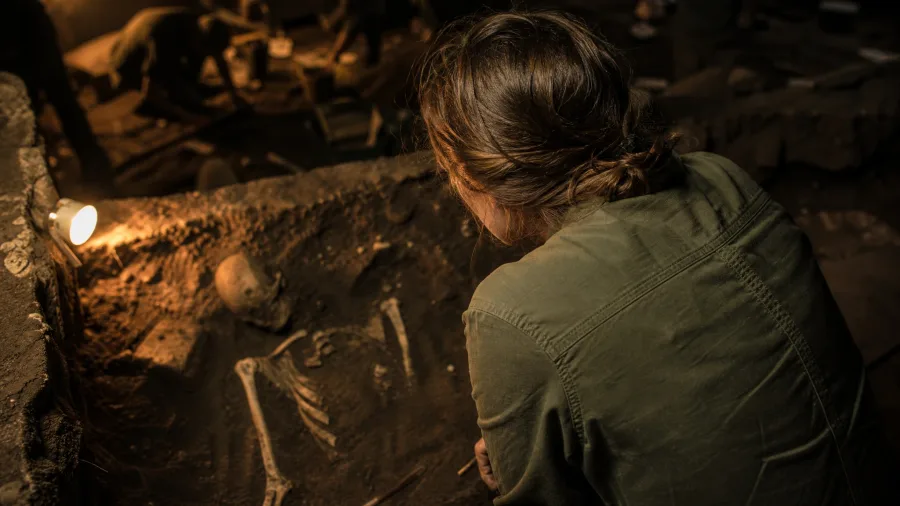 Women's Skeletons Contradict the Passive-Support Role