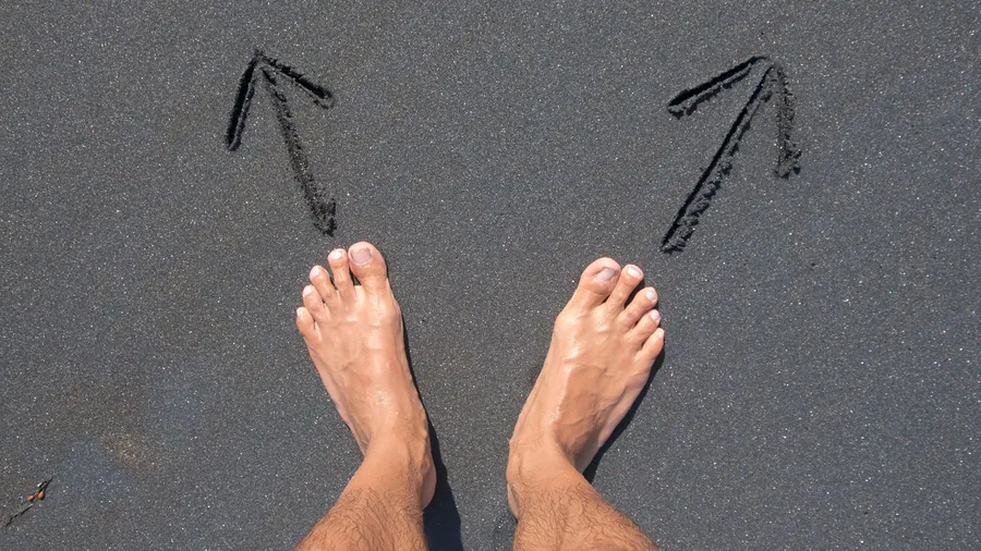 Torso and Feet Reveal Who Actually Holds Power