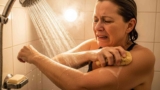 6 Shower Mistakes Over 50s Make That Destroy Skin and Joints