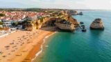 Americans Are Obsessed: 12 Reasons Why Everyone Is Flying to Portugal (Europe) Right Now.